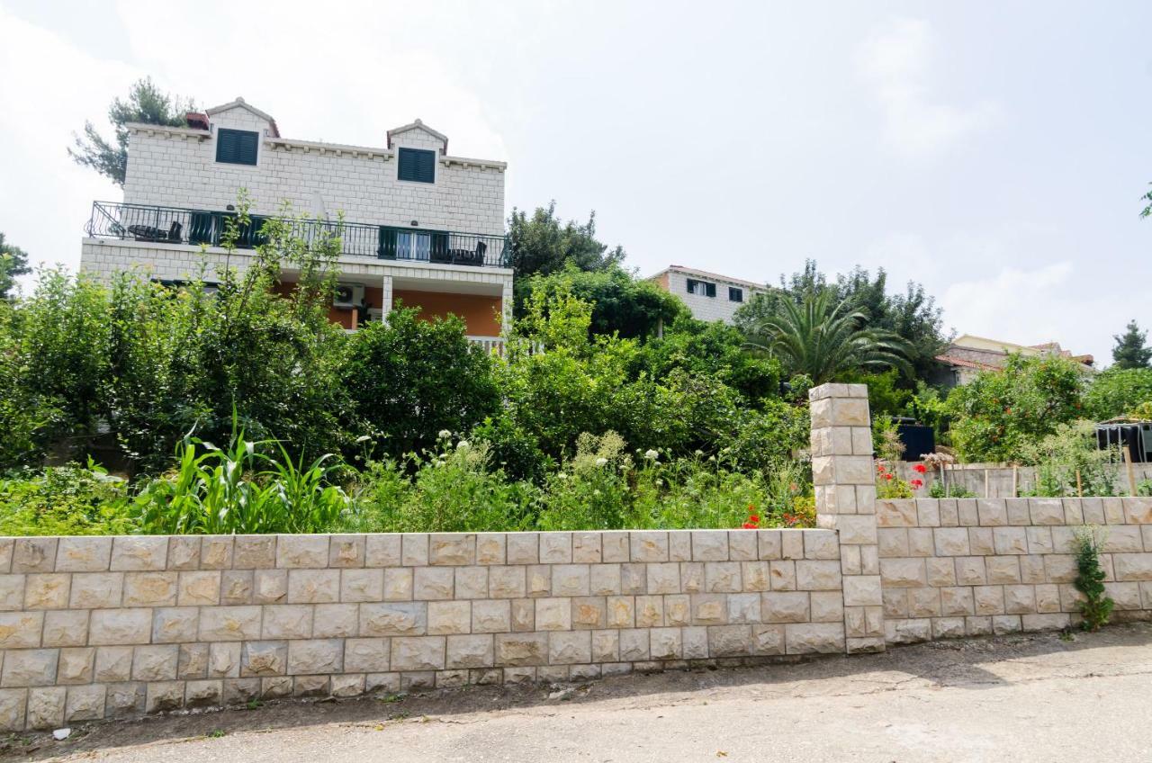 Maranovići Accomodation Stermasi מראה חיצוני תמונה